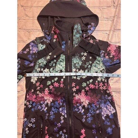 Lululemon Run: Bandit Jacket Petal Pop Multi / Black Size 4 - Picture 11 of 15